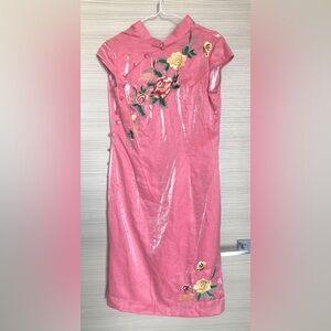 Embroidery Sheen Cheongsam